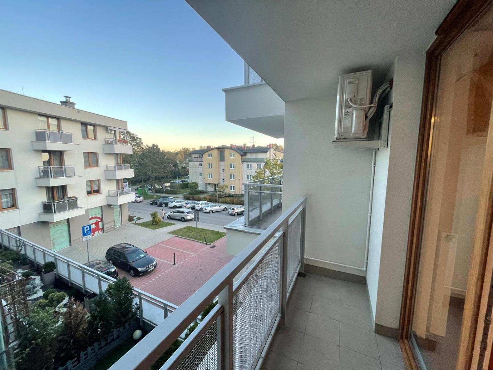 Comfortable With 2 Bedrooms And 2 Balconies On Borkowska Street Apartament Kraków
