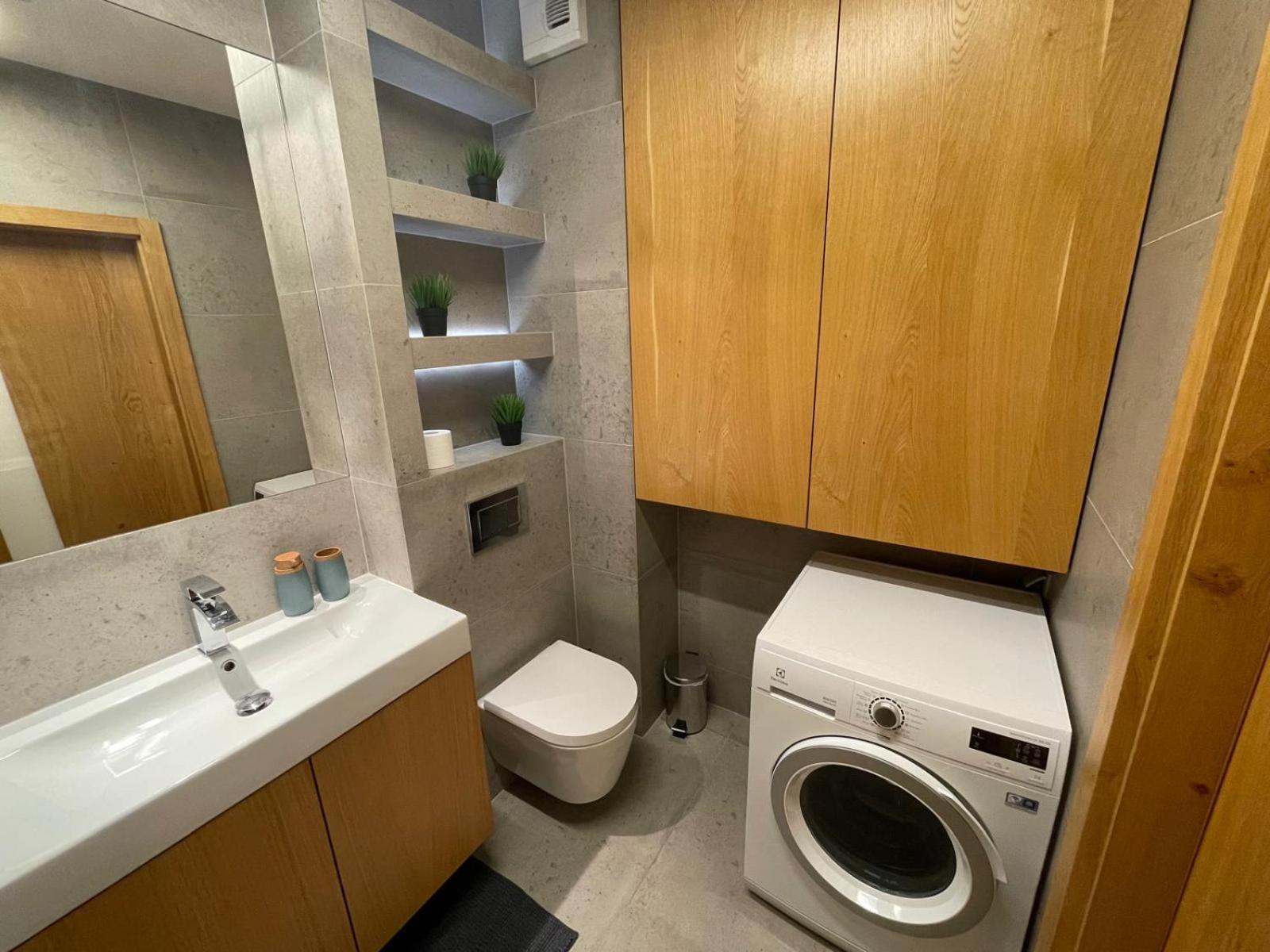 Comfortable With 2 Bedrooms And 2 Balconies On Borkowska Street Apartament