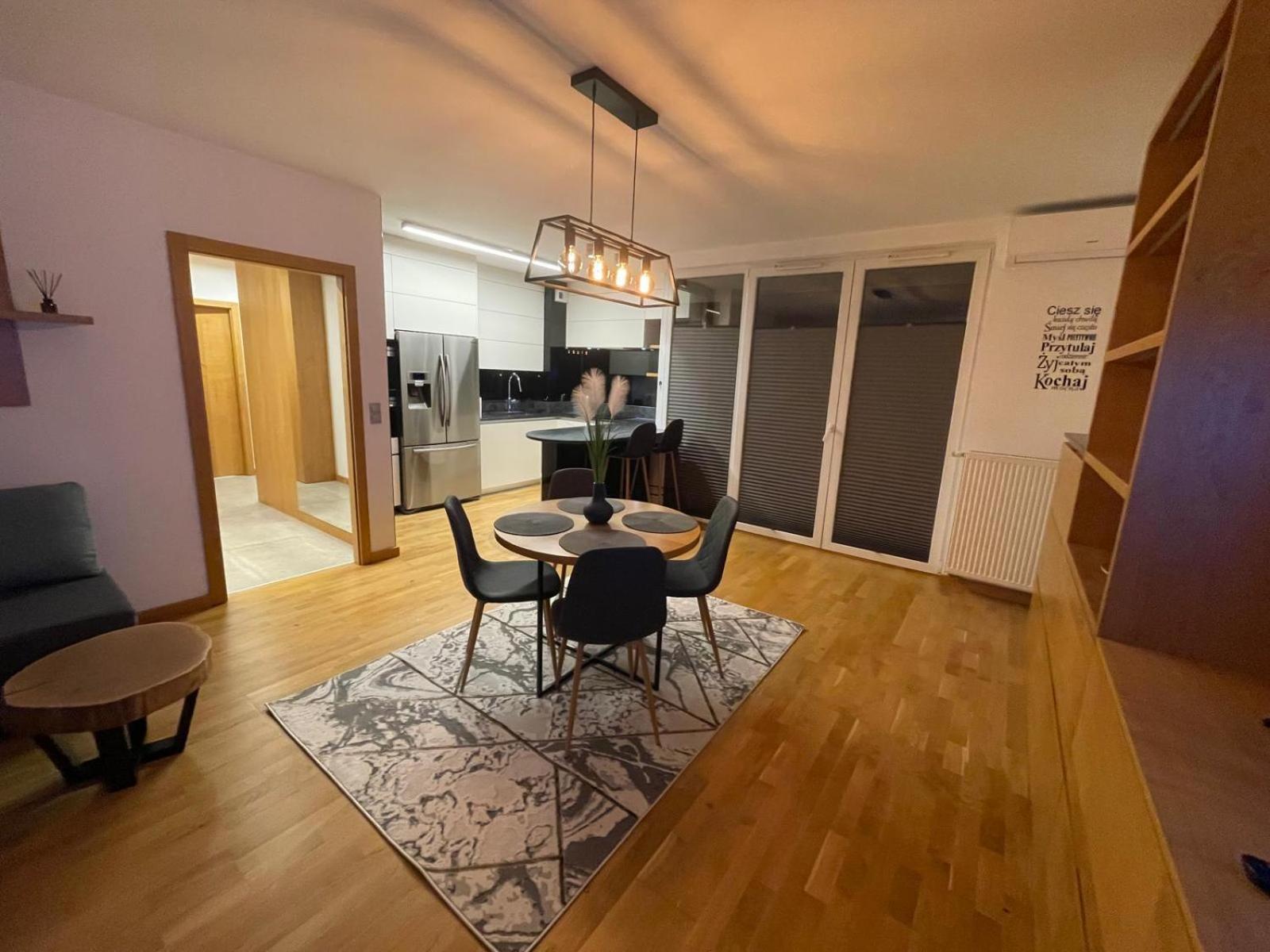 Comfortable With 2 Bedrooms And 2 Balconies On Borkowska Street * Kraków