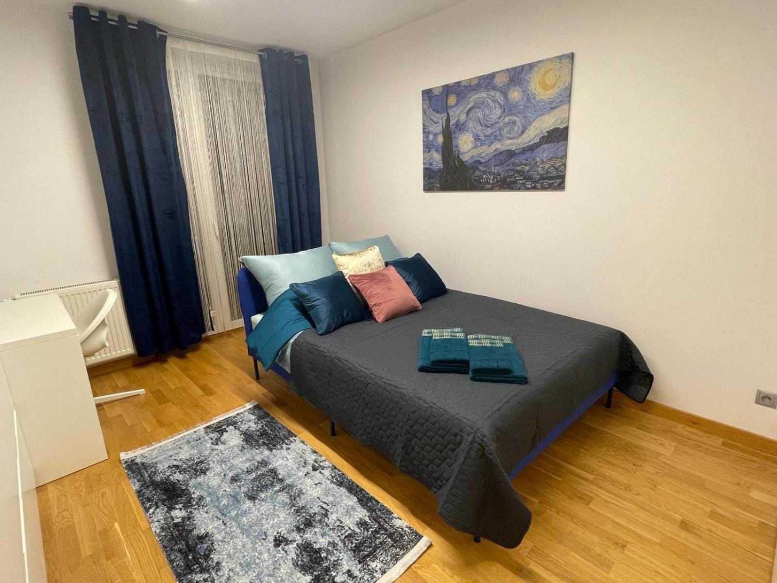 Comfortable With 2 Bedrooms And 2 Balconies On Borkowska Street Apartament *